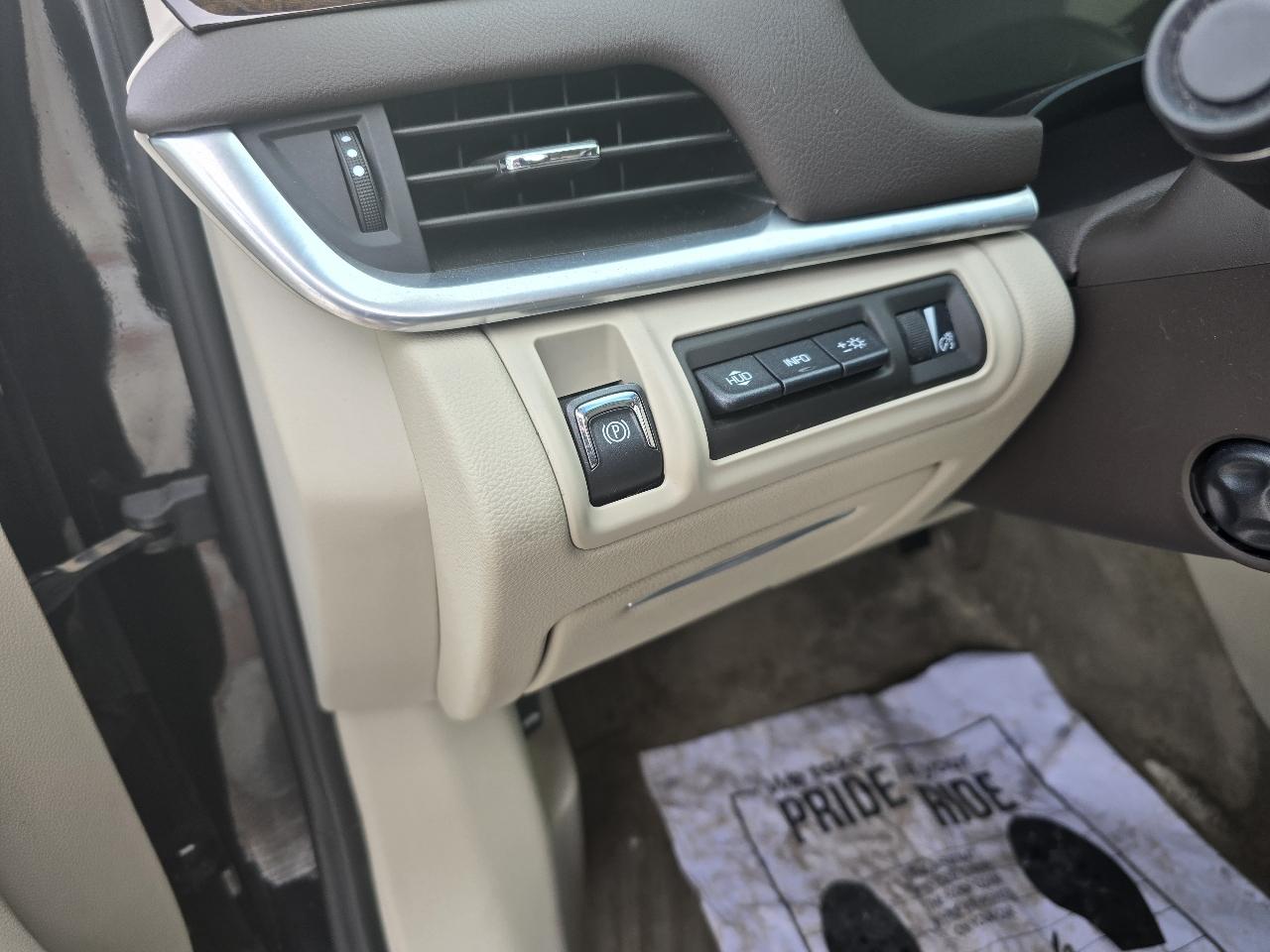 Cadillac XTS Premium AWD 2013