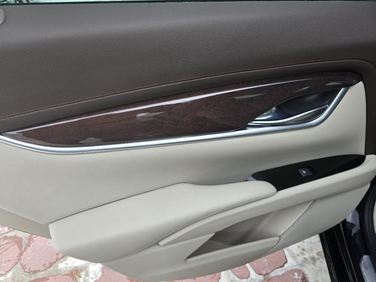 Cadillac XTS Premium AWD 2013