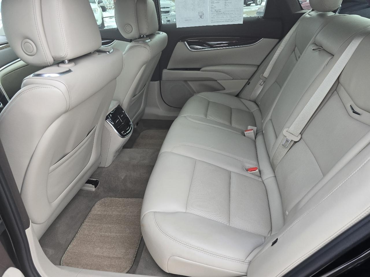 Cadillac XTS Premium AWD 2013