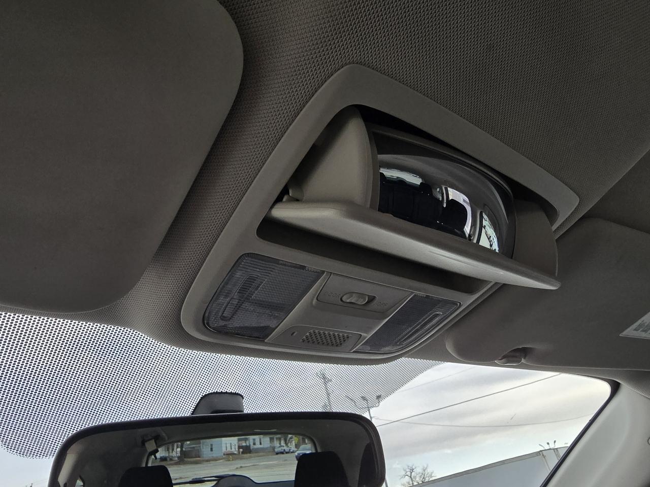 Honda CR-V LX 2WD 5-Speed AT 2014