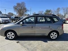 2009 Kia Rondo 