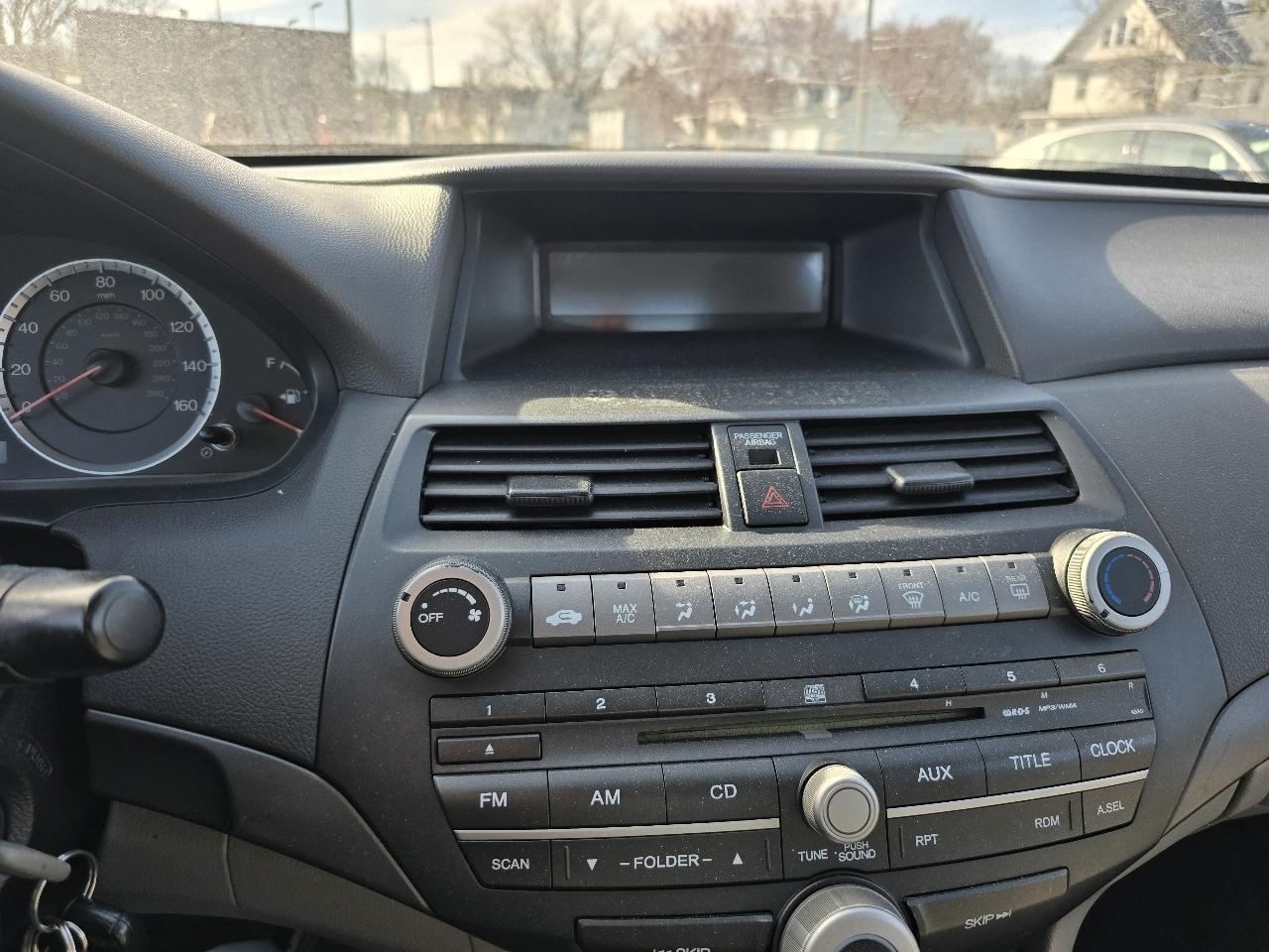 Honda Accord LX sedan AT 2010