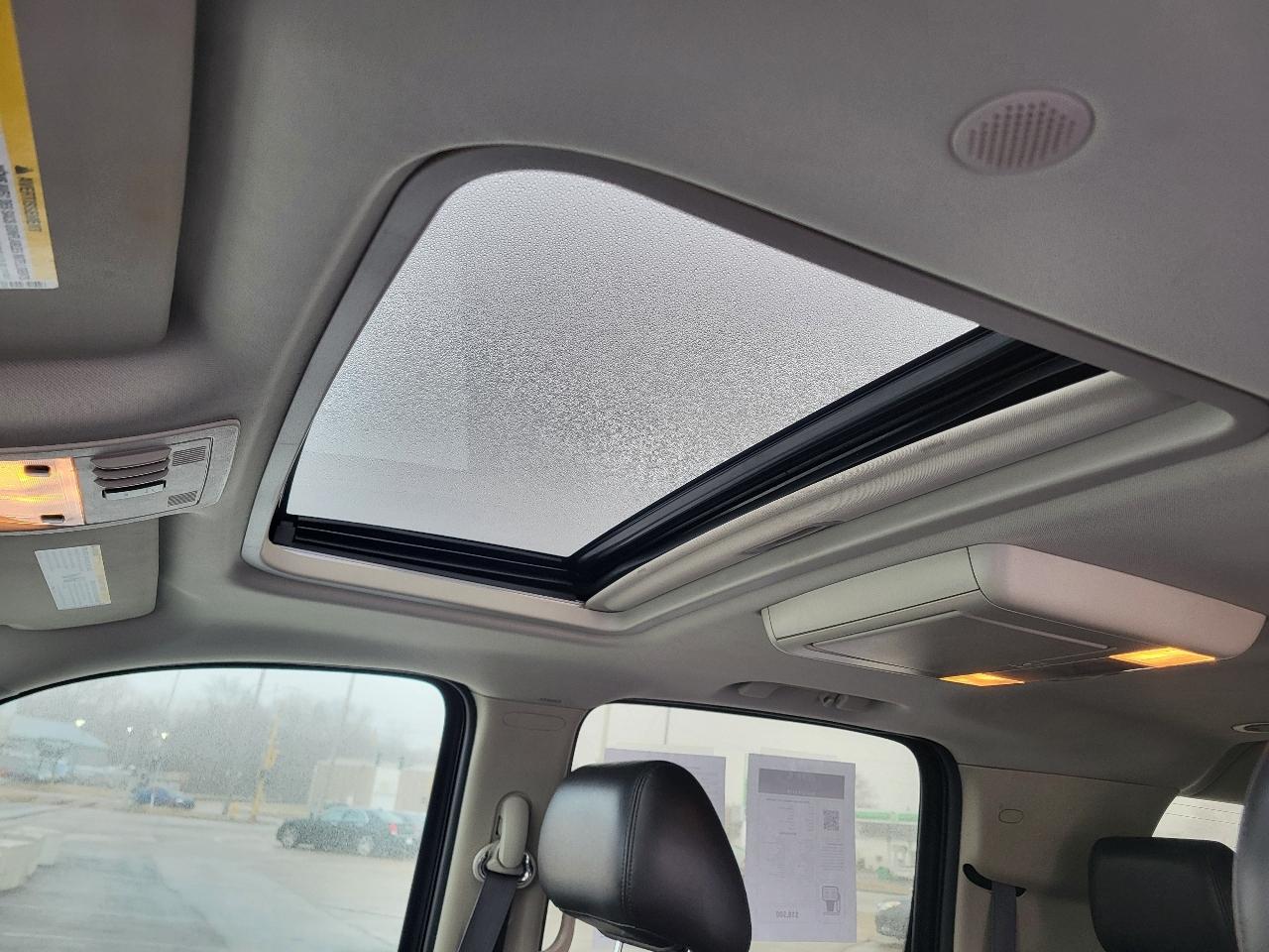 Chevrolet Suburban LTZ 1500 4WD 2014