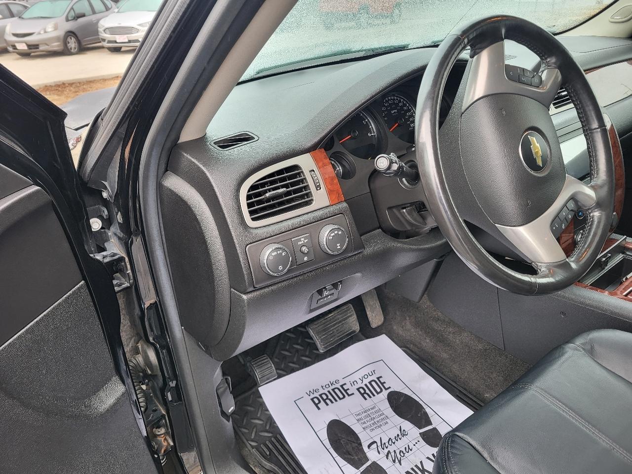 Chevrolet Suburban LTZ 1500 4WD 2014