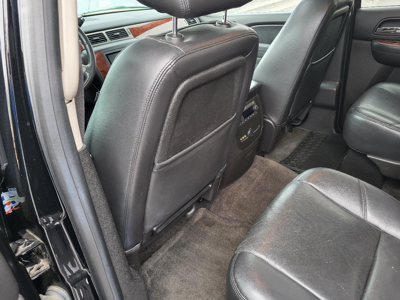 Chevrolet Suburban LTZ 1500 4WD 2014