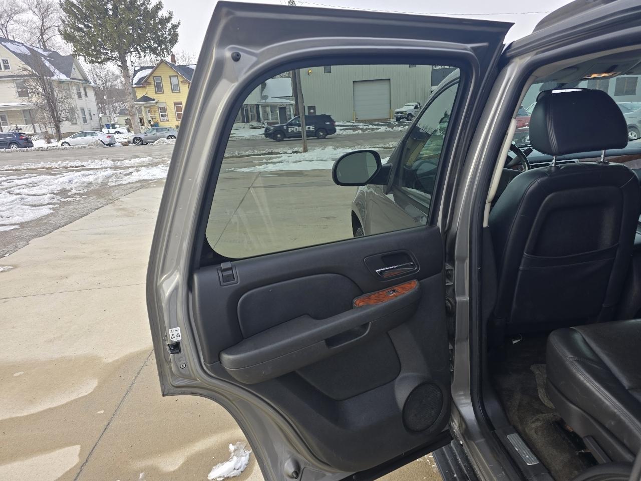 Chevrolet Tahoe LTZ 2WD 2007