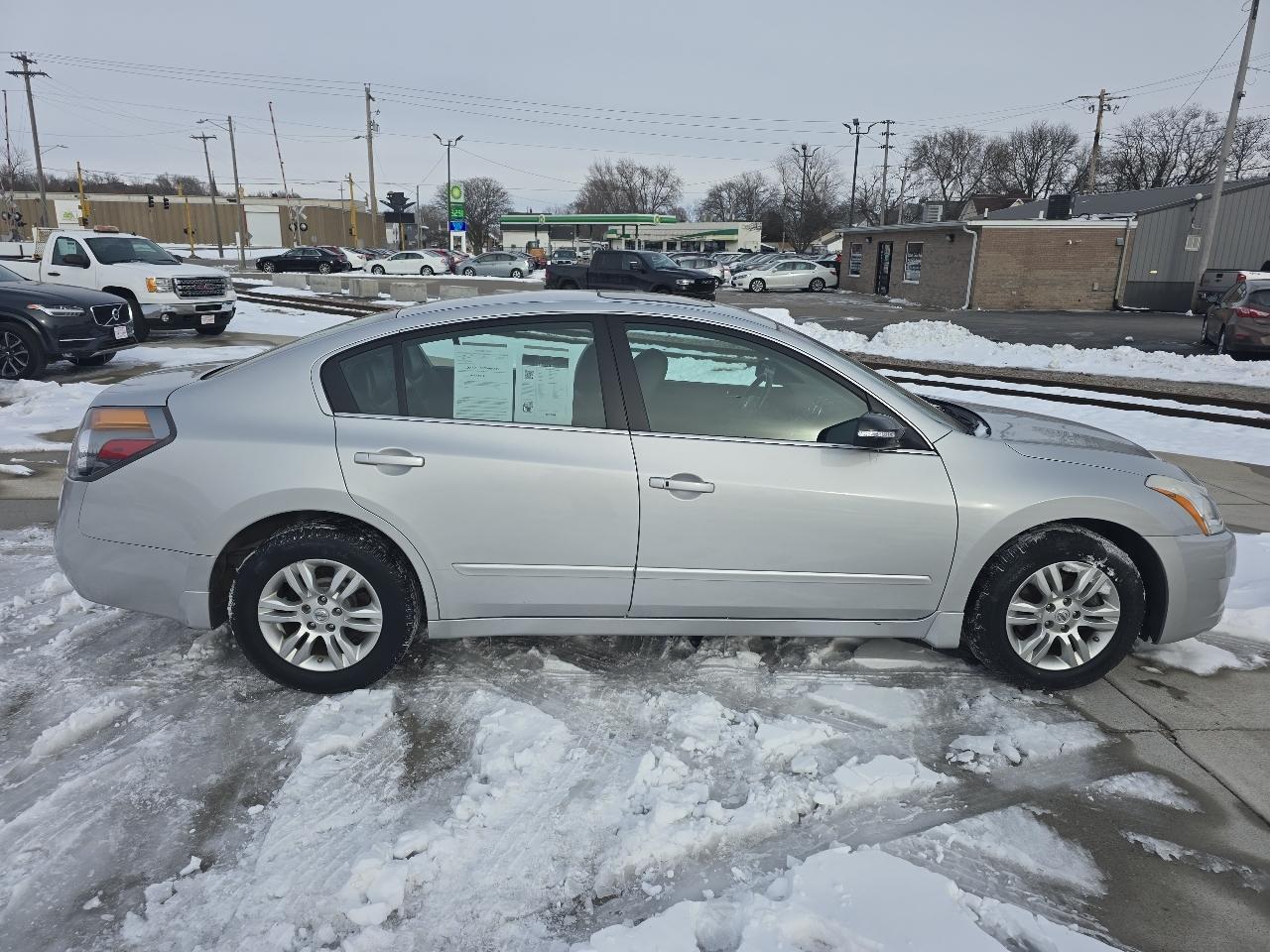 Nissan Altima 2.5 S 2011