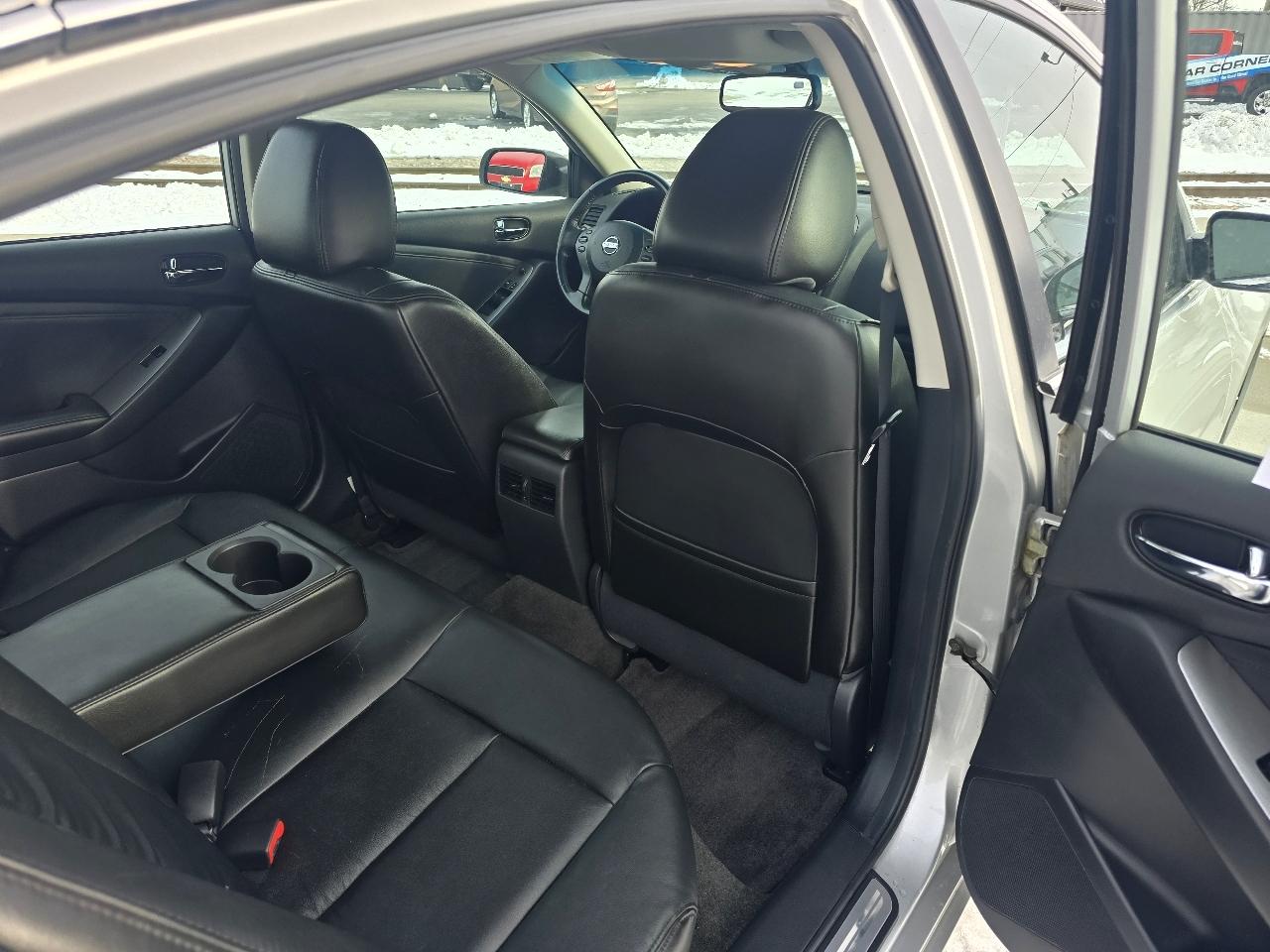 Nissan Altima 2.5 S 2011