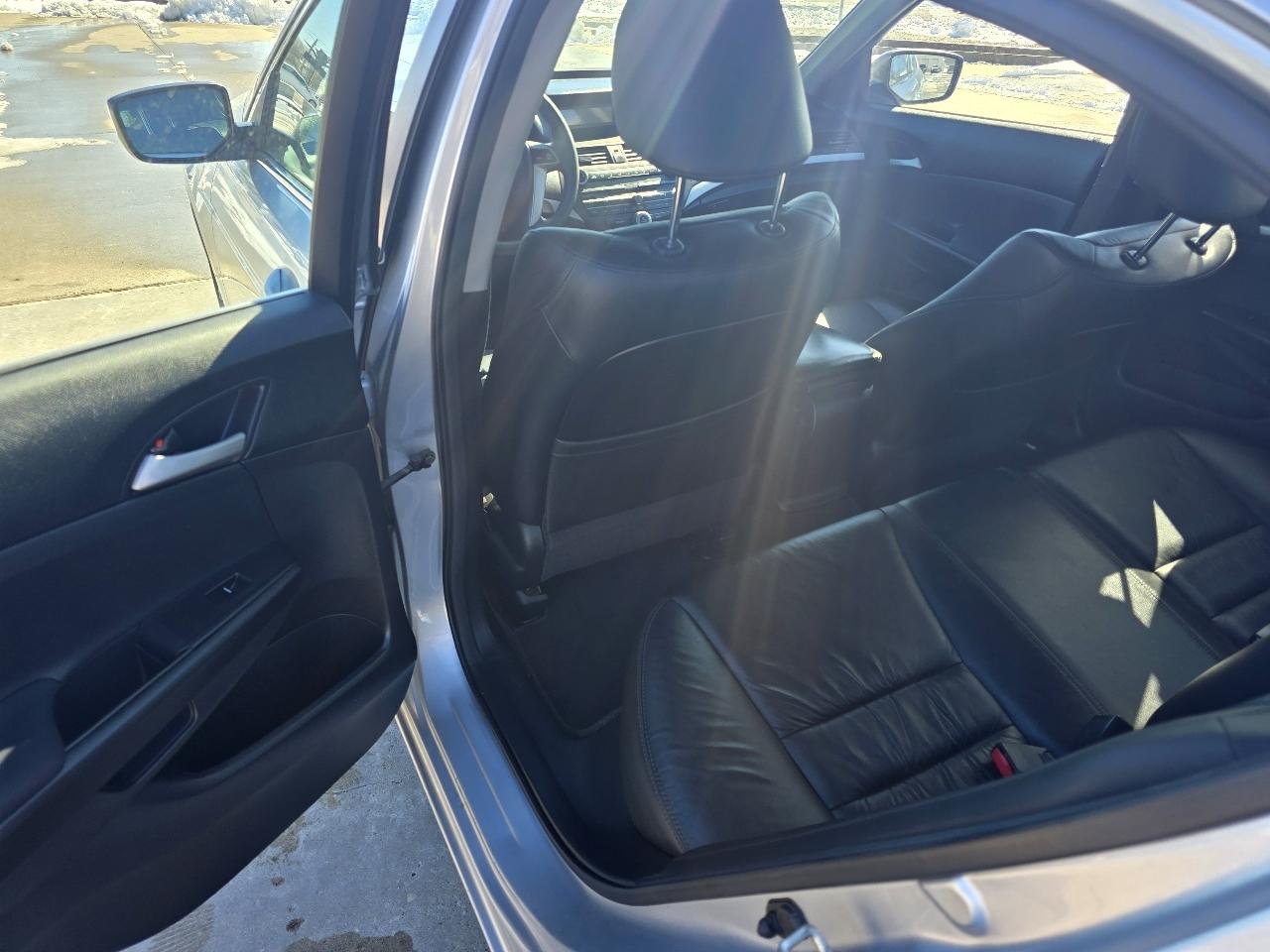 Honda Accord SE Sedan AT 2012