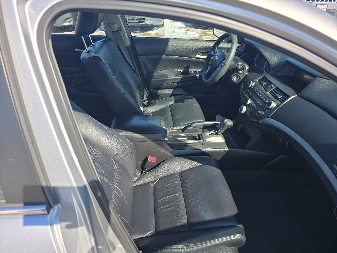 Honda Accord SE Sedan AT 2012