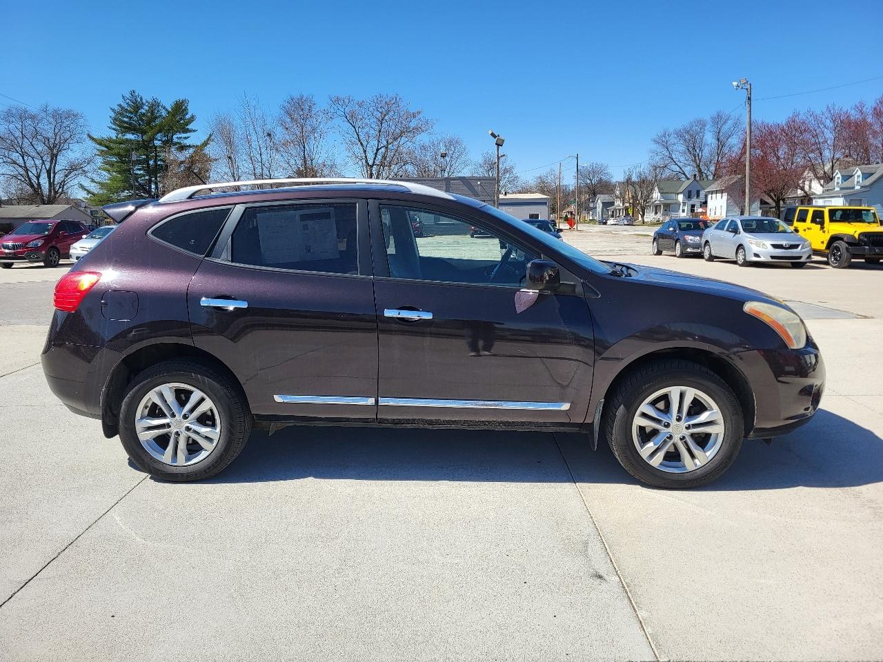 Nissan Rogue SV AWD 2013