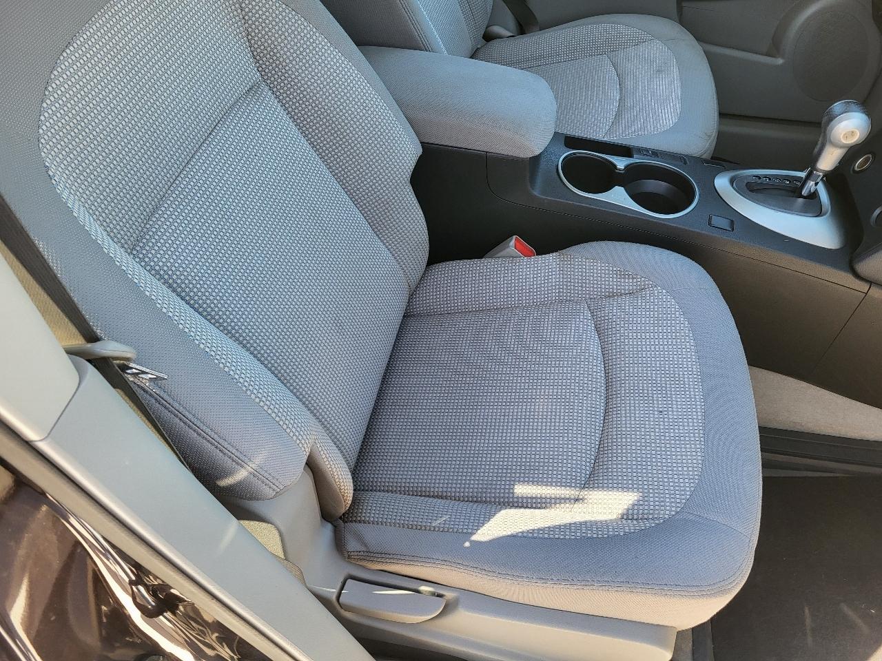 Nissan Rogue SV AWD 2013