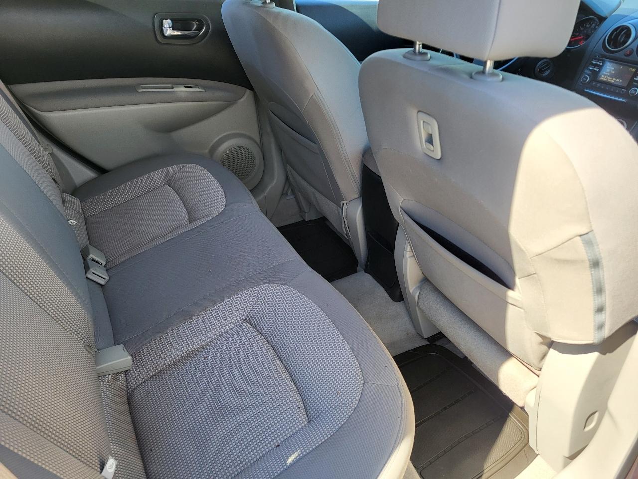 Nissan Rogue SV AWD 2013