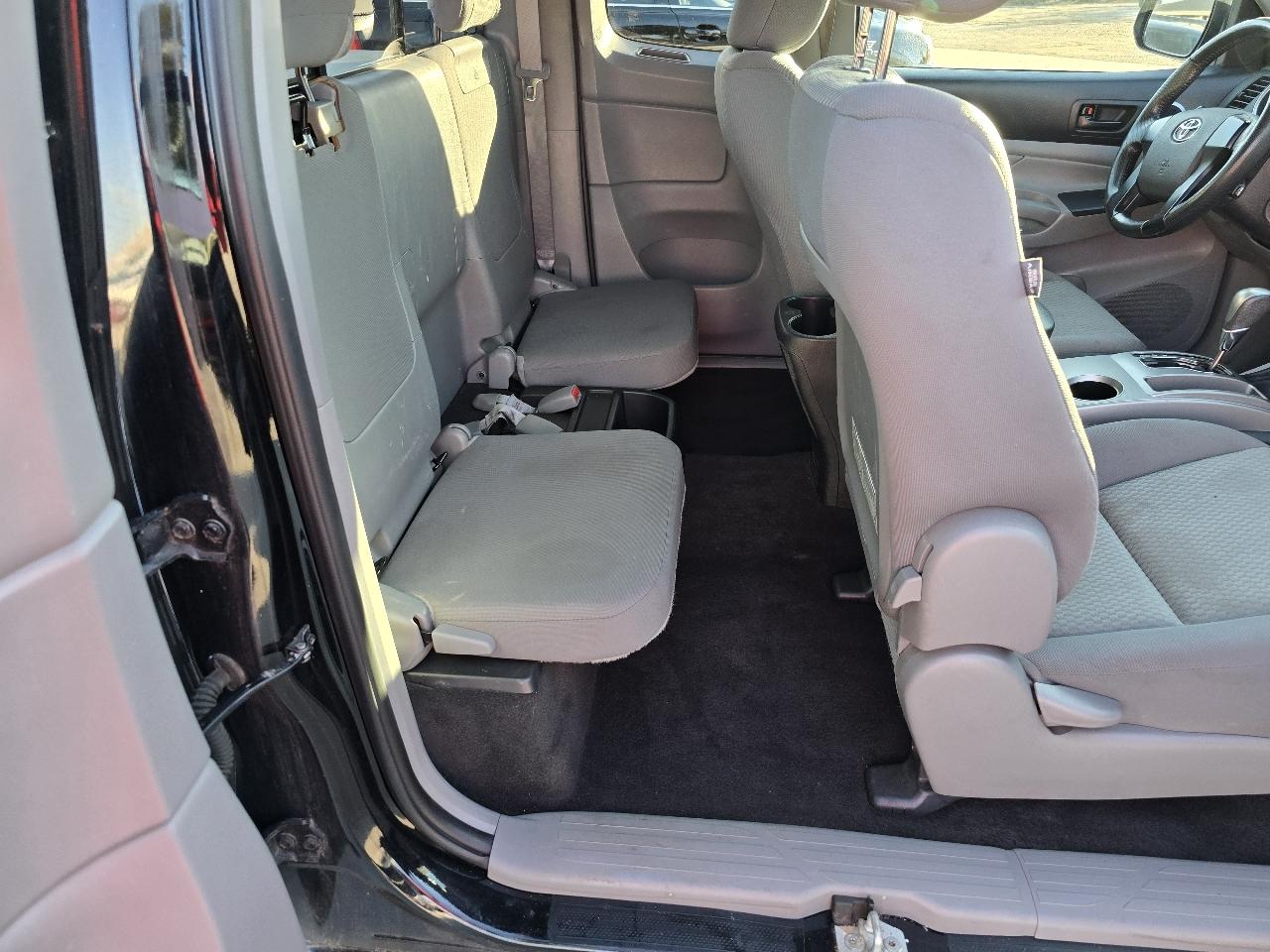 Toyota Tacoma Access Cab Auto 2WD 2012