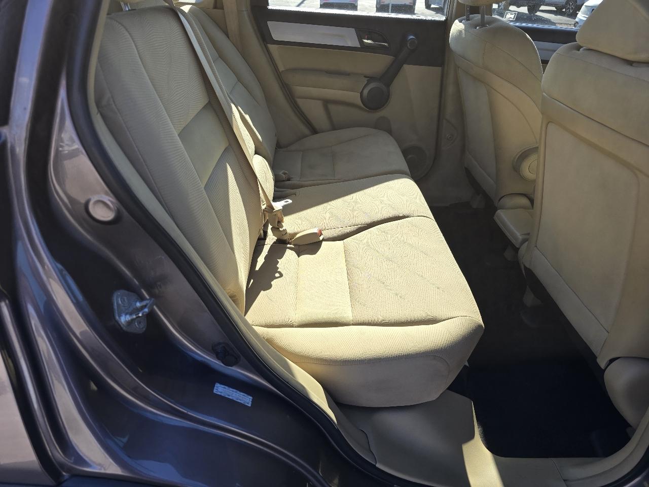 Honda CR-V LX 4WD 5-Speed AT 2011