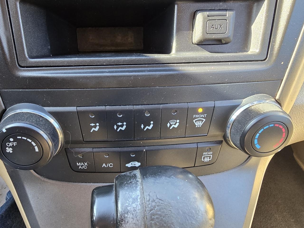 Honda CR-V LX 4WD 5-Speed AT 2011