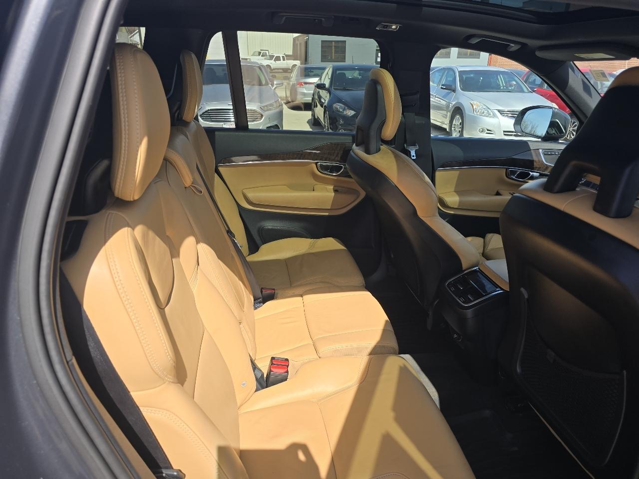 Volvo XC90 T6 Momentum AWD 2016