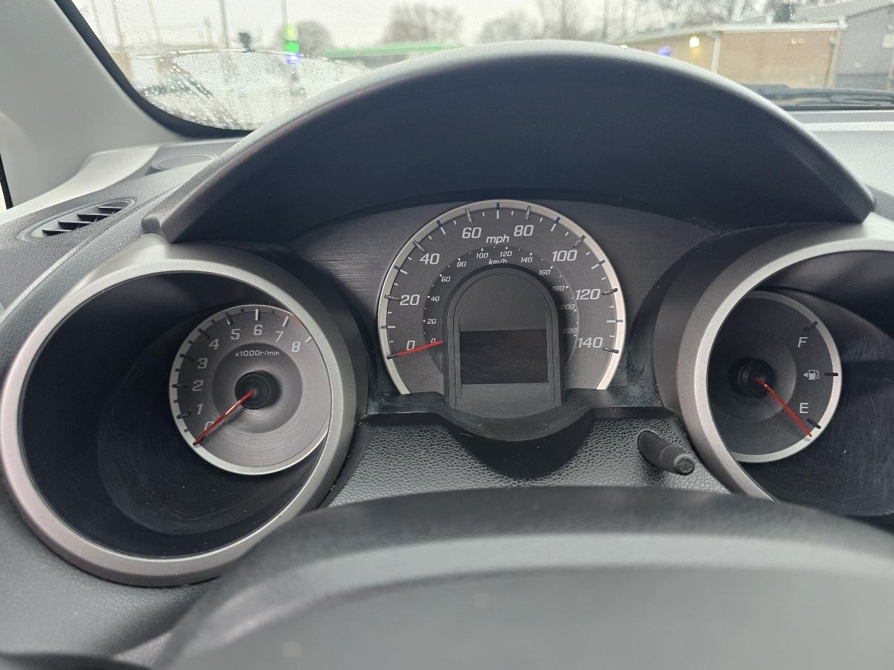 Honda Fit 5-Speed AT 2009