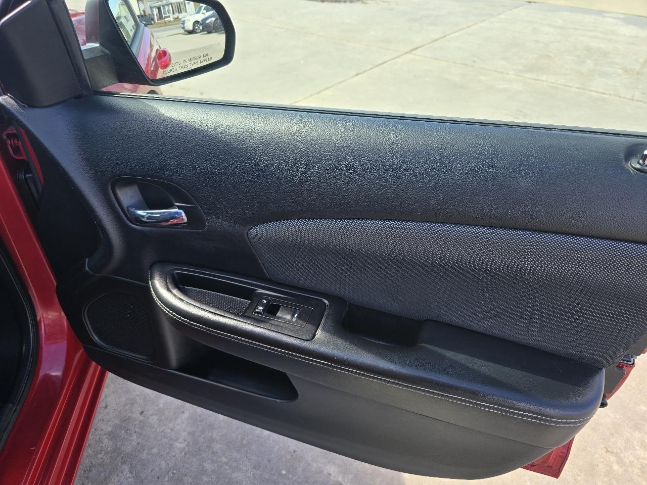 Dodge Avenger Base 2013