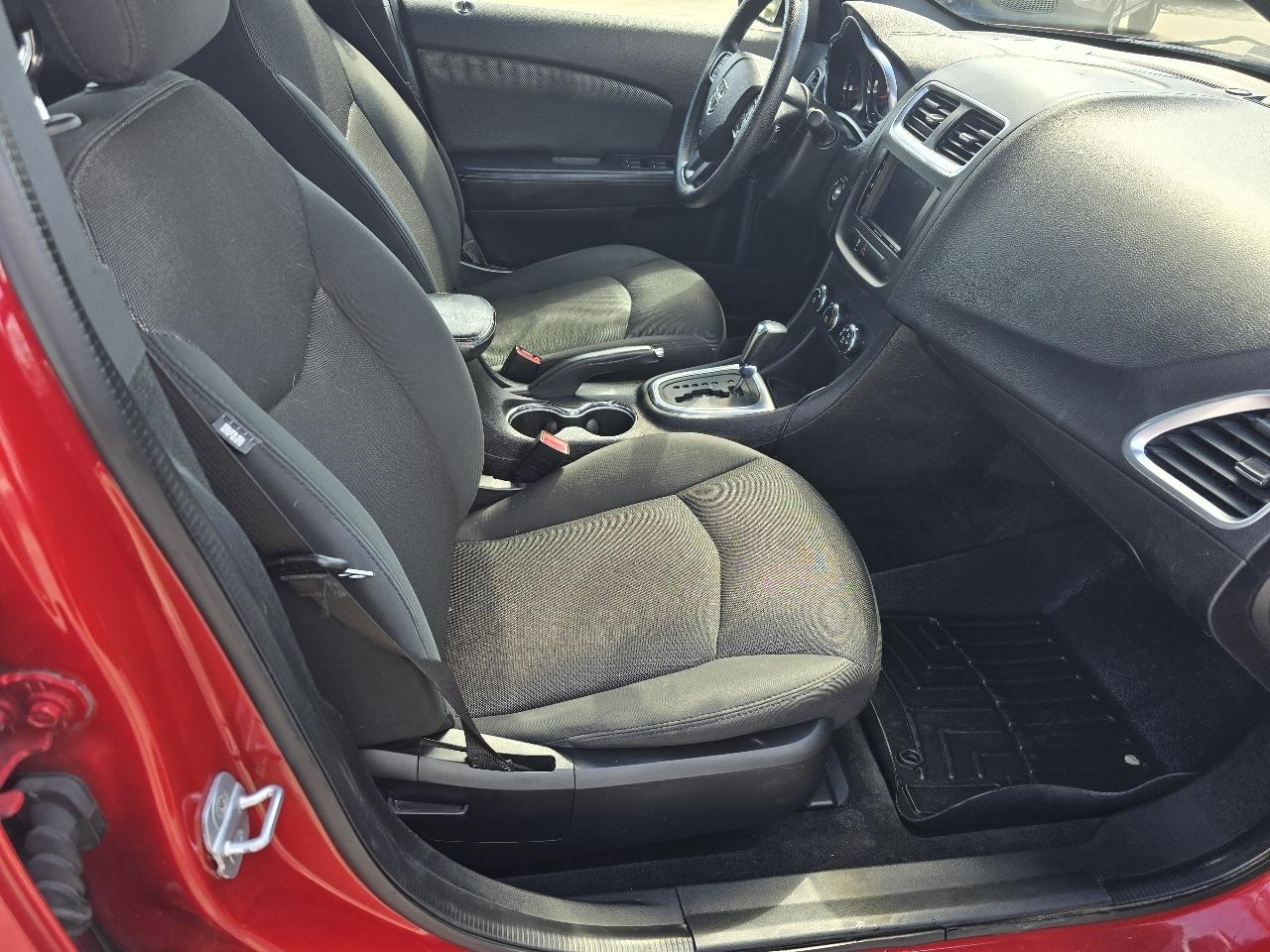 Dodge Avenger Base 2013