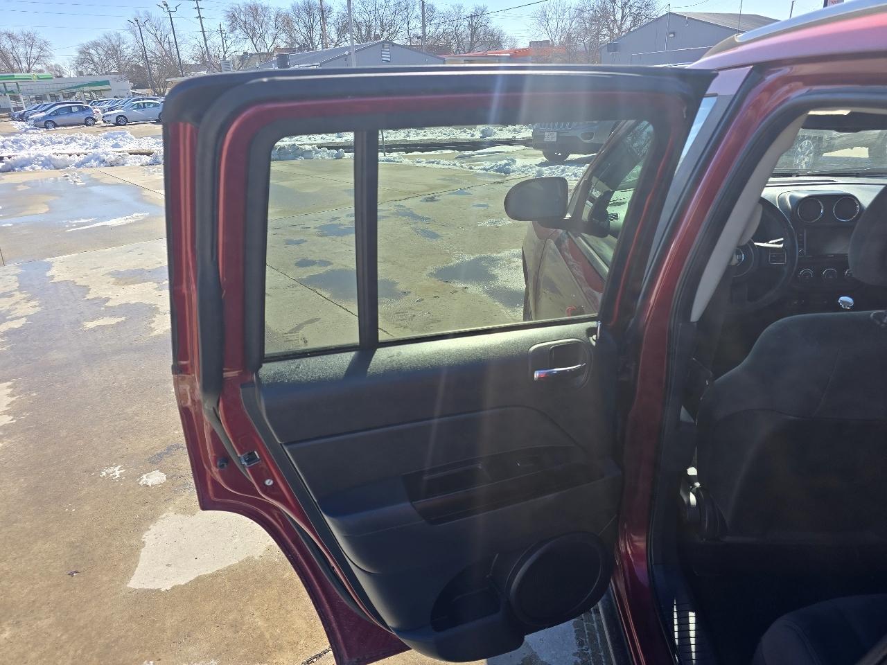 Jeep Compass Latitude FWD 2012