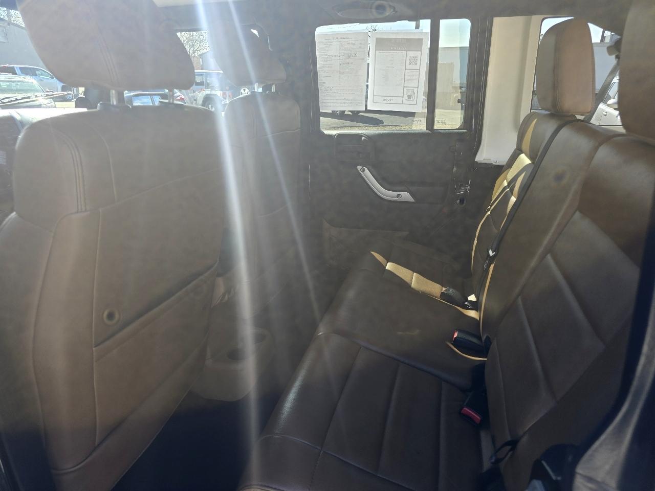 Jeep Wrangler Unlimited Sahara 4WD 2011