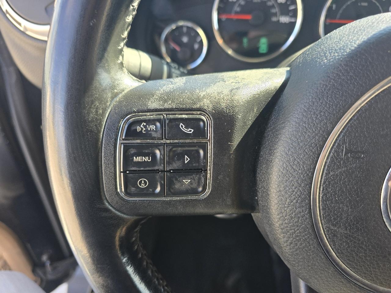 Jeep Wrangler Unlimited Sahara 4WD 2011