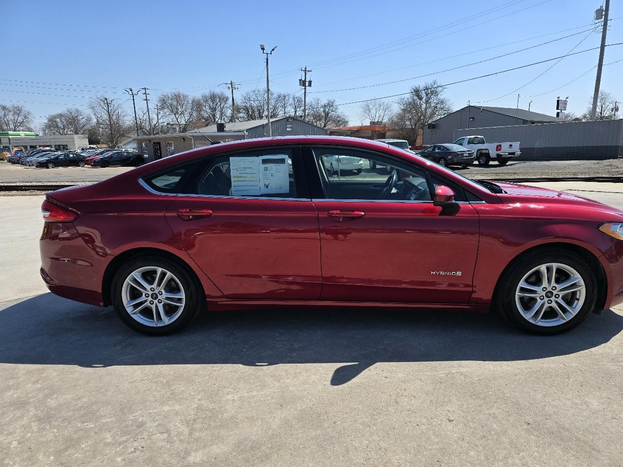 Ford Fusion Hybrid SE 2018