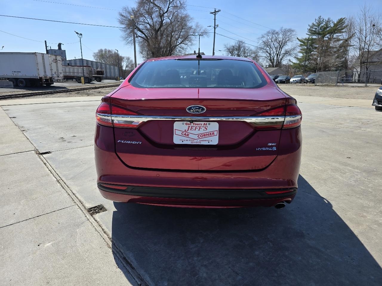Ford Fusion Hybrid SE 2018