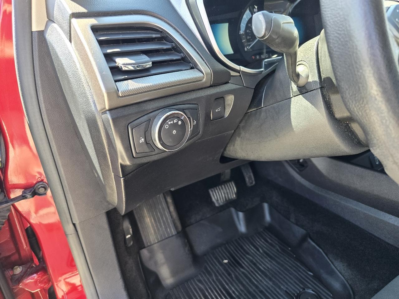 Ford Fusion Hybrid SE 2018