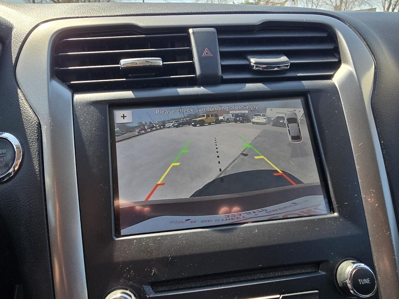 Ford Fusion Hybrid SE 2018