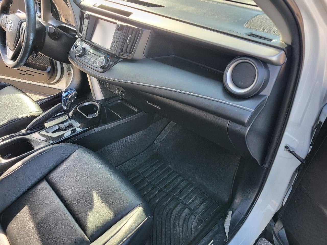 Toyota RAV4 Limited AWD 2016