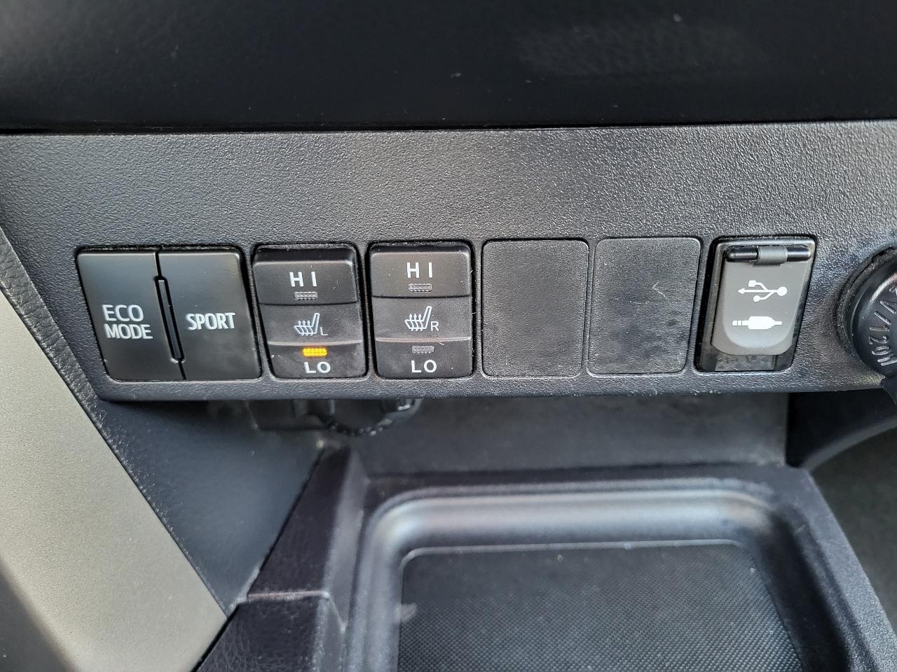 Toyota RAV4 Limited AWD 2016