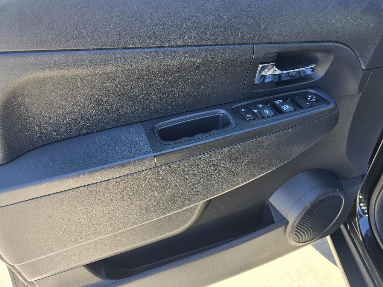 Jeep Liberty Sport 4WD 2012