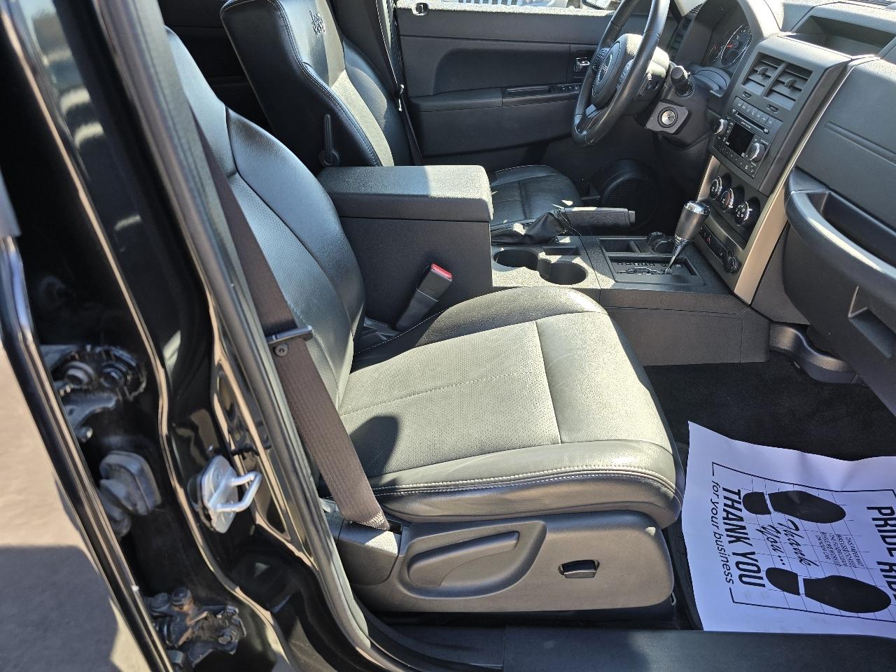 Jeep Liberty Sport 4WD 2012