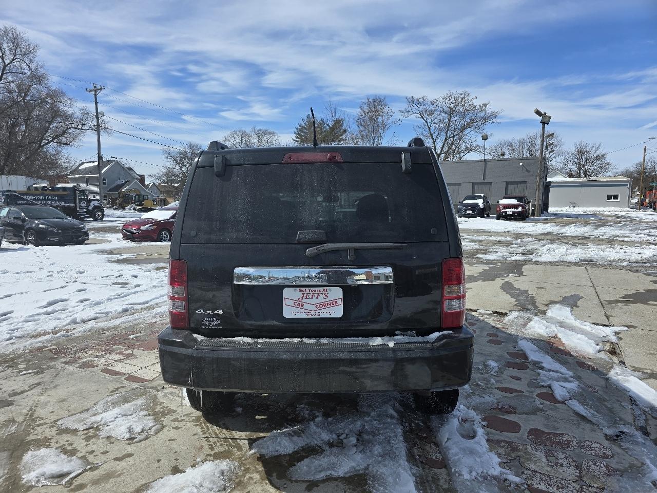 Jeep Liberty Sport 4WD 2012