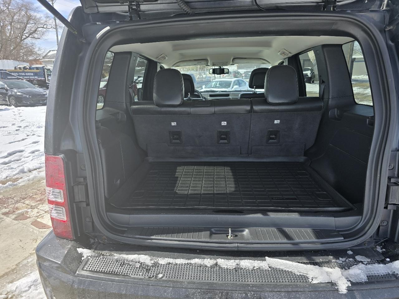 Jeep Liberty Sport 4WD 2012