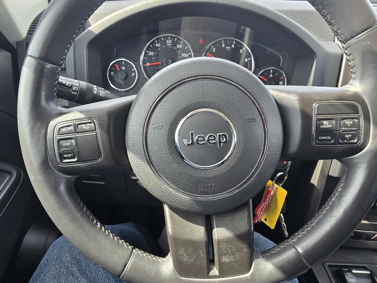 Jeep Liberty Sport 4WD 2012