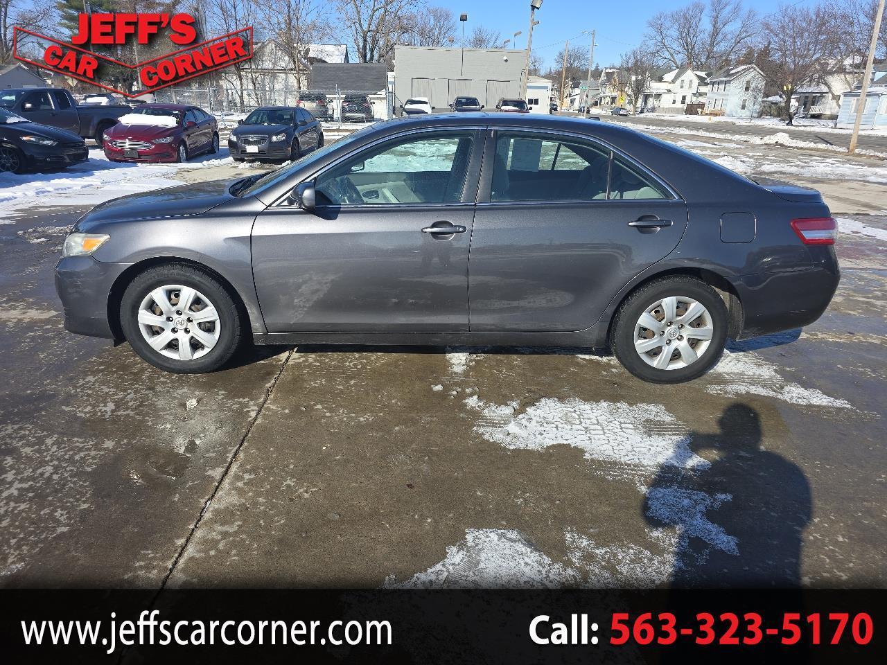 2011 Toyota Camry LE 6-Spd AT