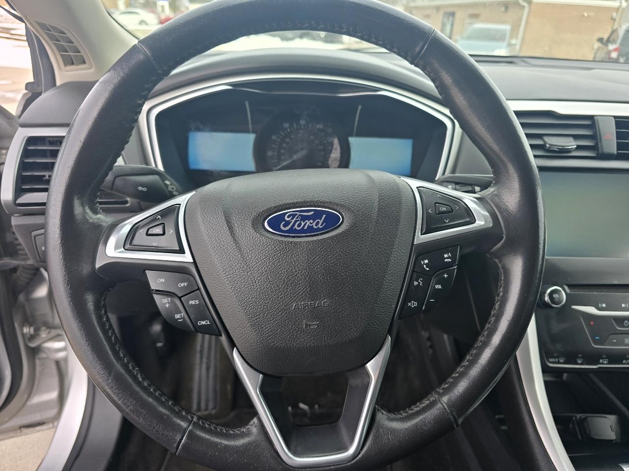 Ford Fusion SE 2014