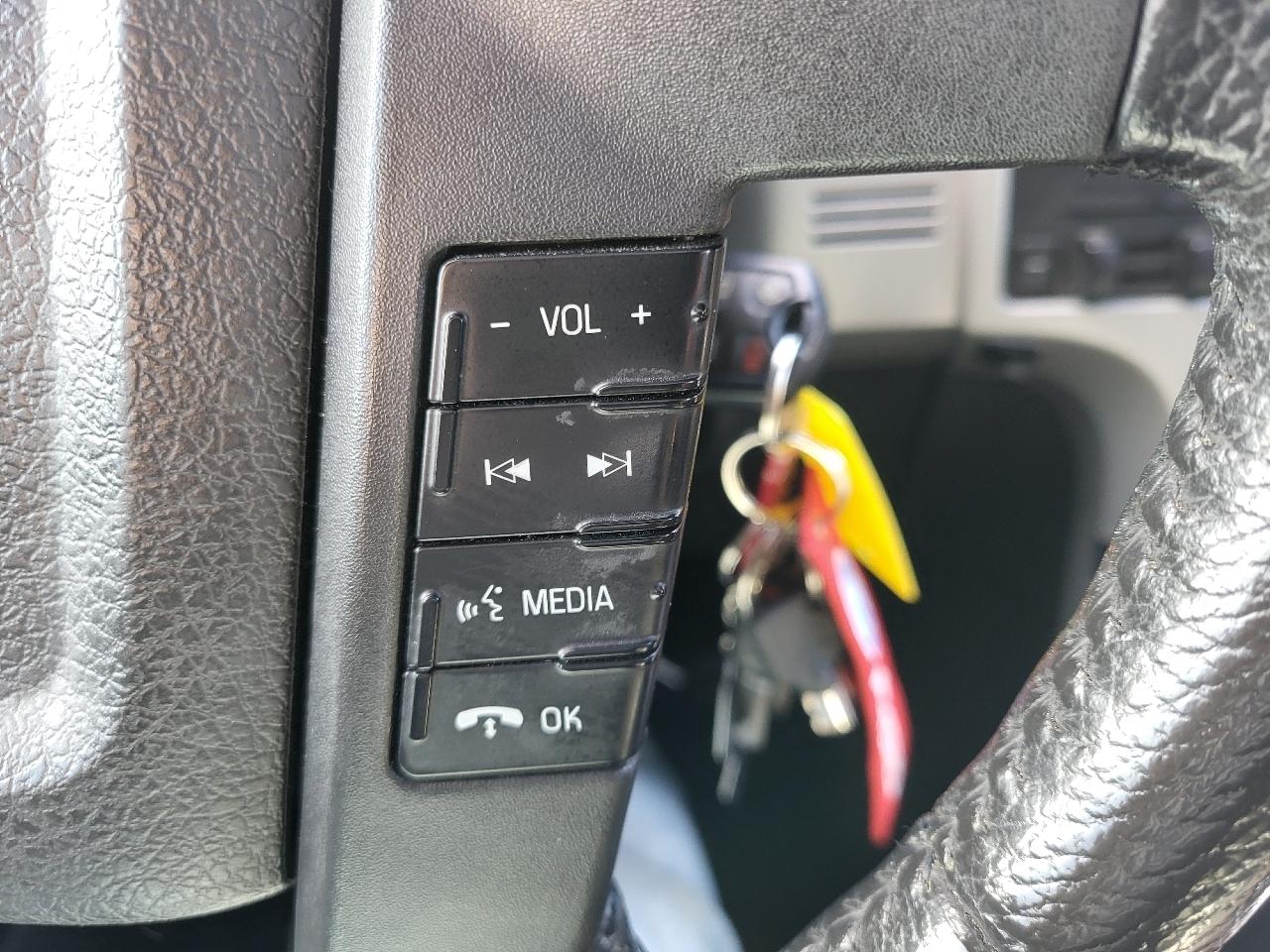 Ford F-150 Lariat SuperCrew 5.5-ft. Bed 4WD 2012