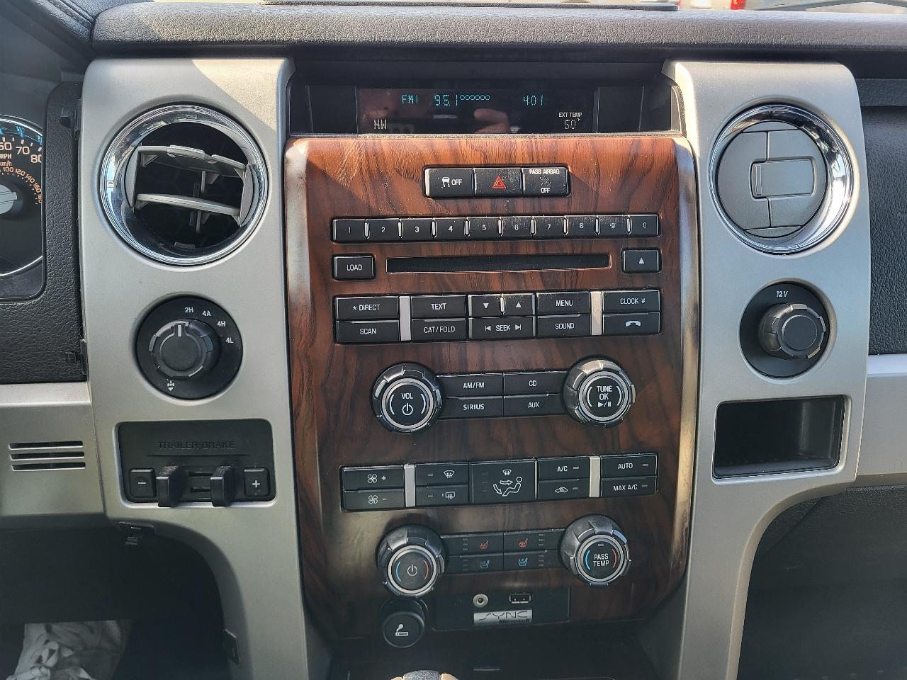 Ford F-150 Lariat SuperCrew 5.5-ft. Bed 4WD 2012