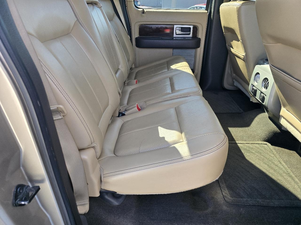 Ford F-150 Lariat SuperCrew 5.5-ft. Bed 4WD 2012