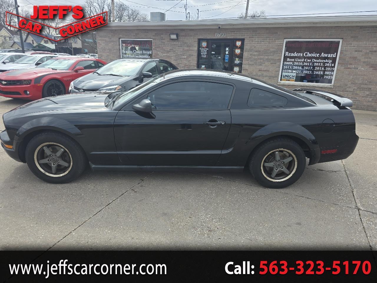 2005 Ford Mustang V6 Deluxe Coupe