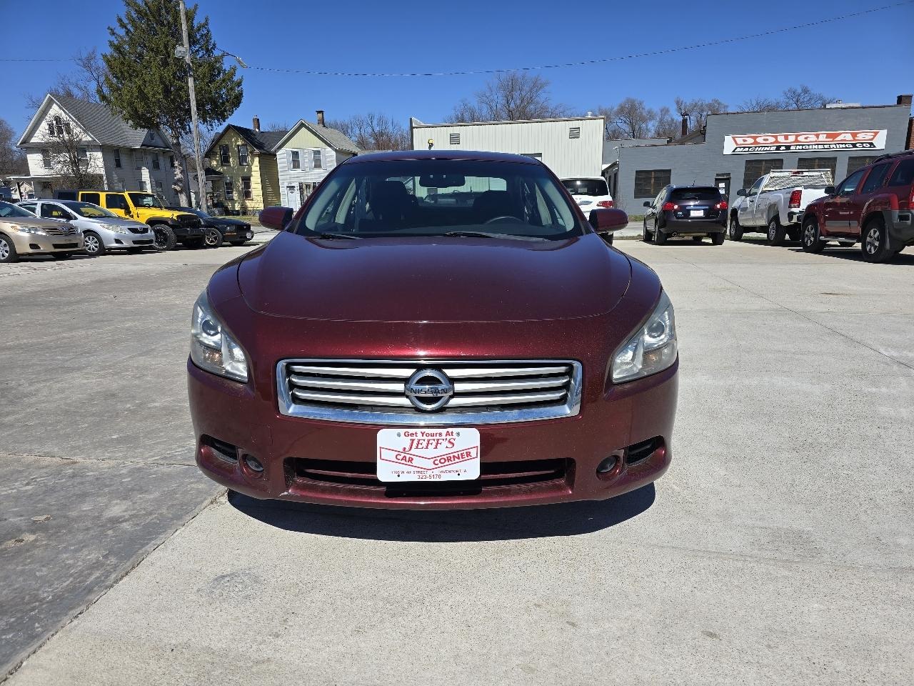 Nissan Maxima S 2012
