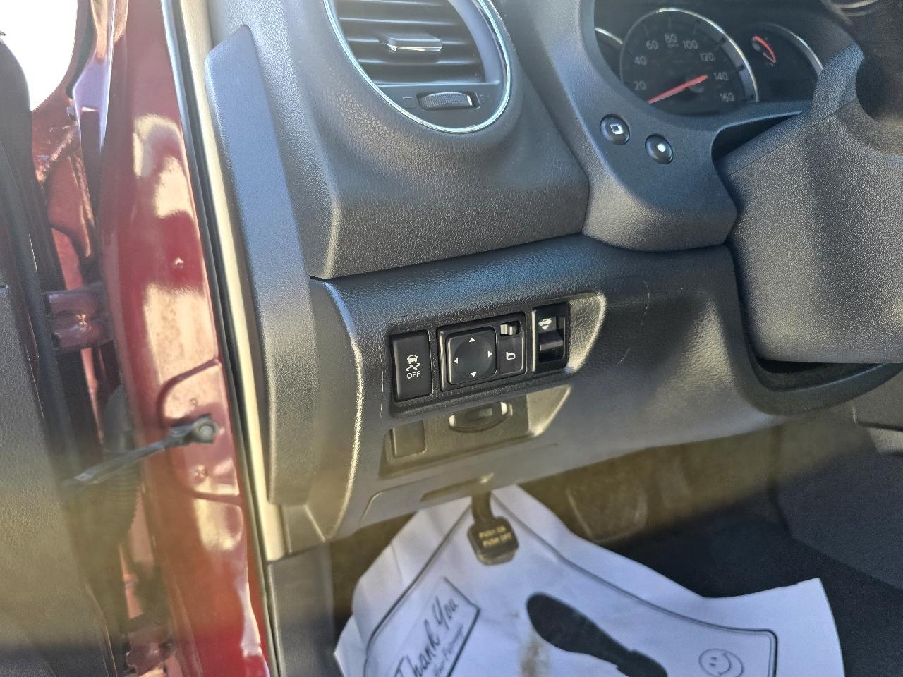 Nissan Maxima S 2012