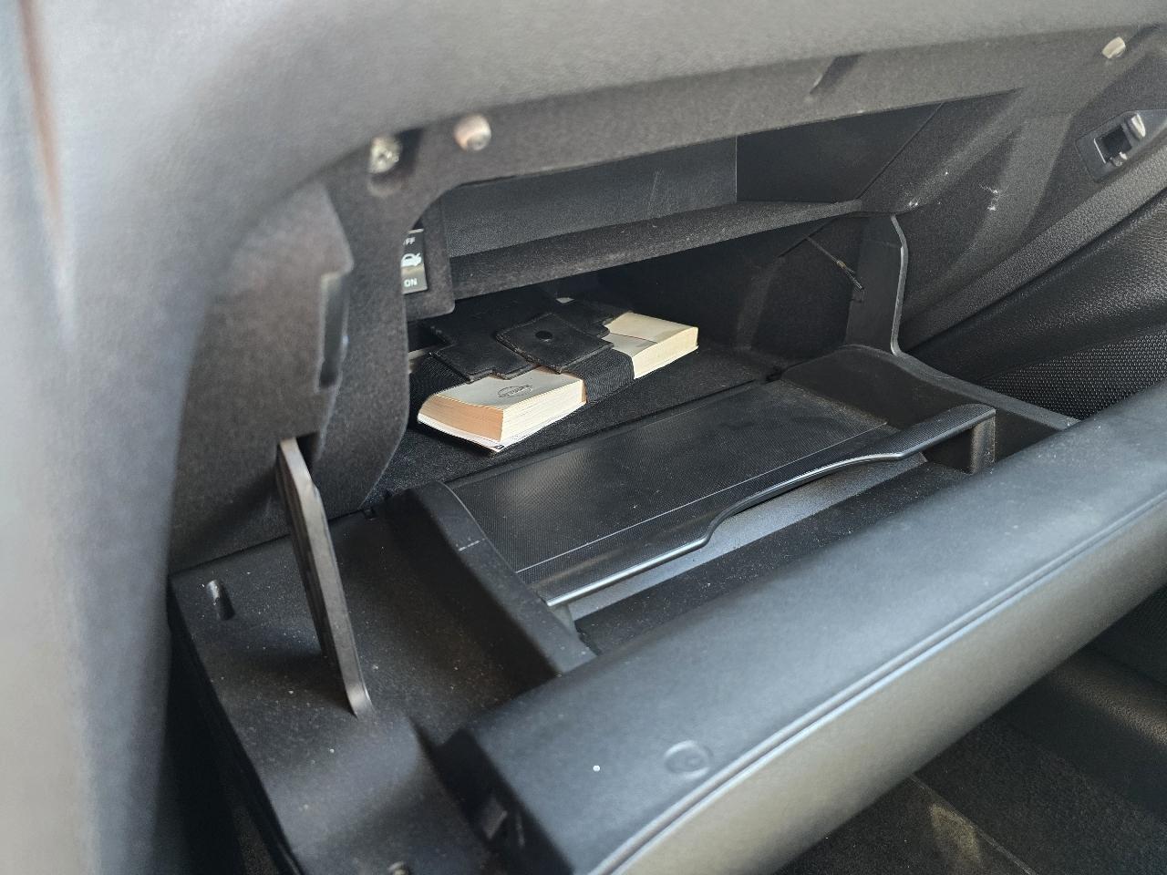 Nissan Maxima S 2012