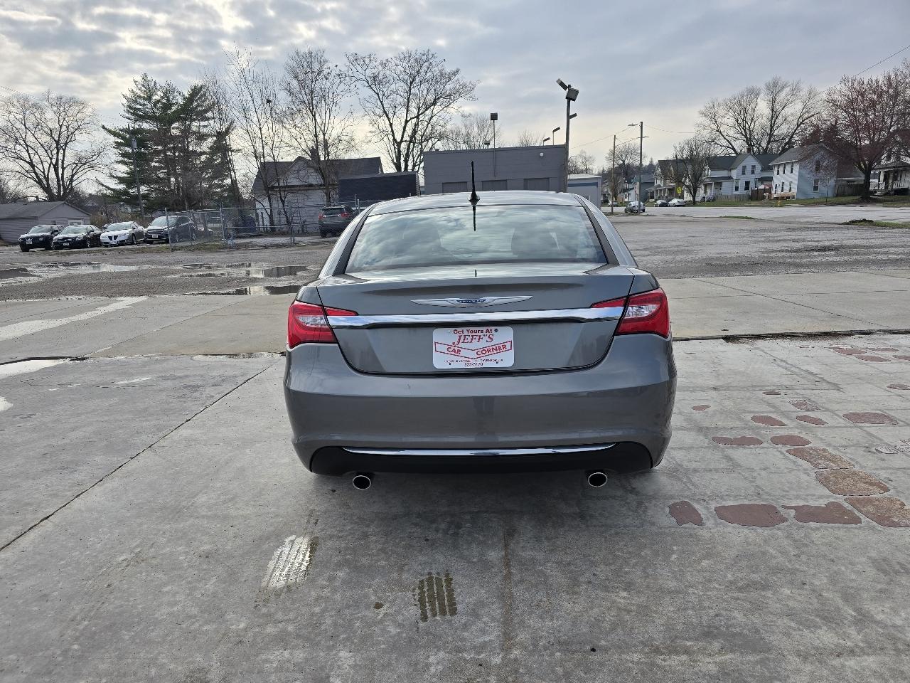 Chrysler 200 Limited 2013