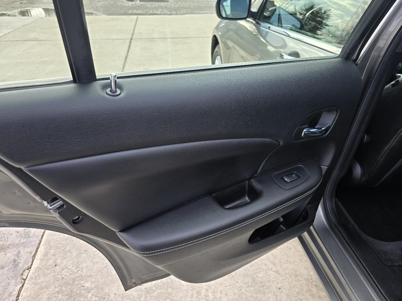 Chrysler 200 Limited 2013