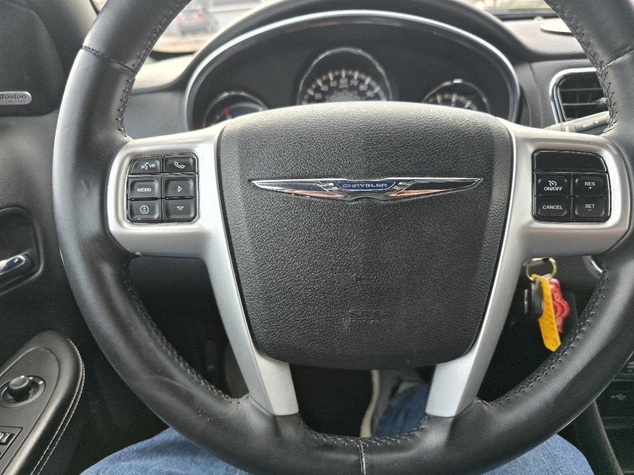 Chrysler 200 Limited 2013